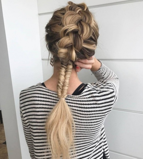 коса и жгутики из мелированных волос - креативно и оригинально - молодежная мода лето 2017