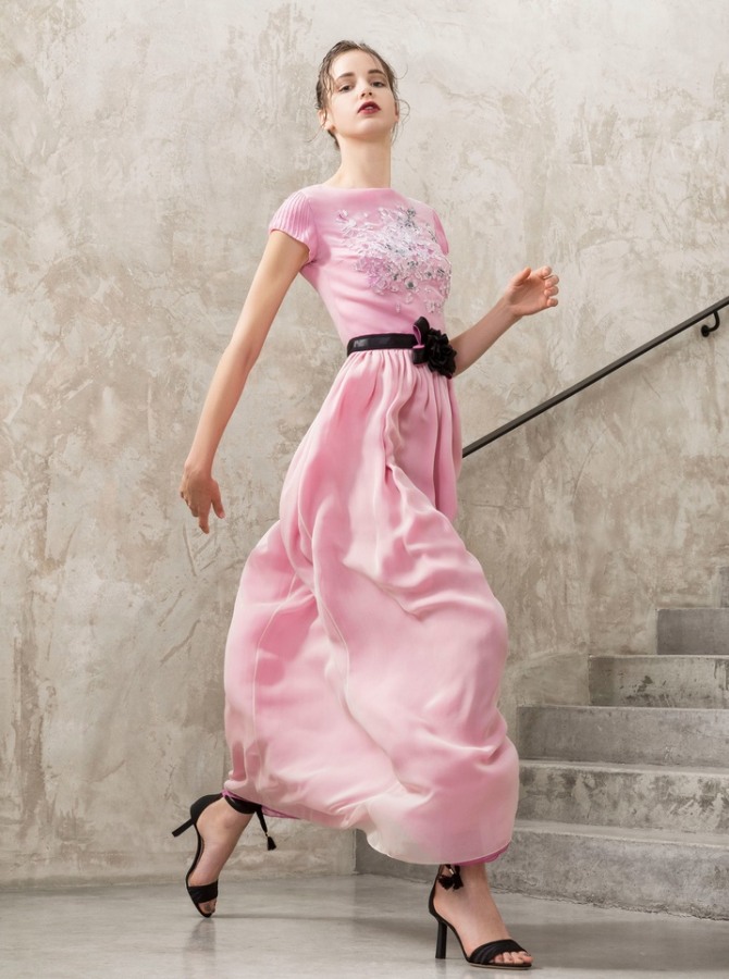 выпускное платье с вышивкой розовое длинное