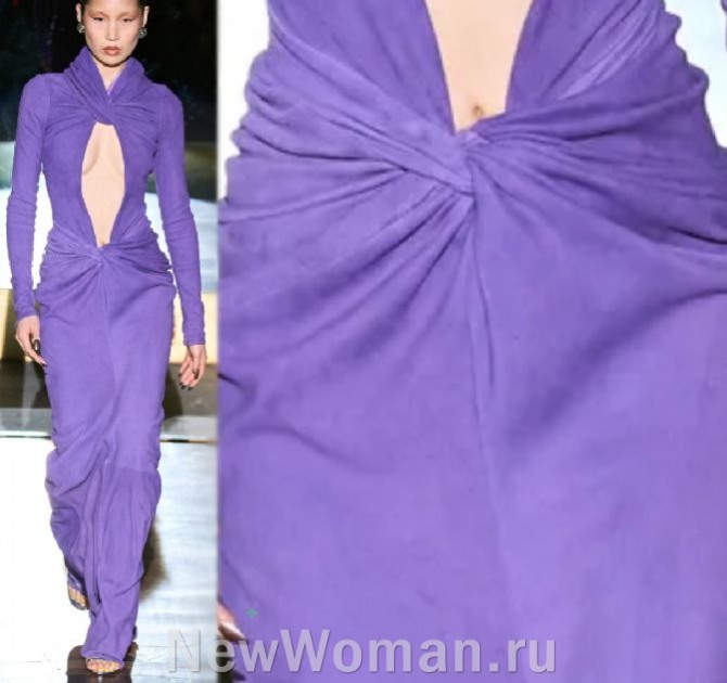 комплект необычного дизайна из эластичной замши аметистового цвета - юбка макси с драпировкой и блузка с вырезом на груди - тренды 2024 года от американского бренда LaQuan Smith (Лакуэн Смит)