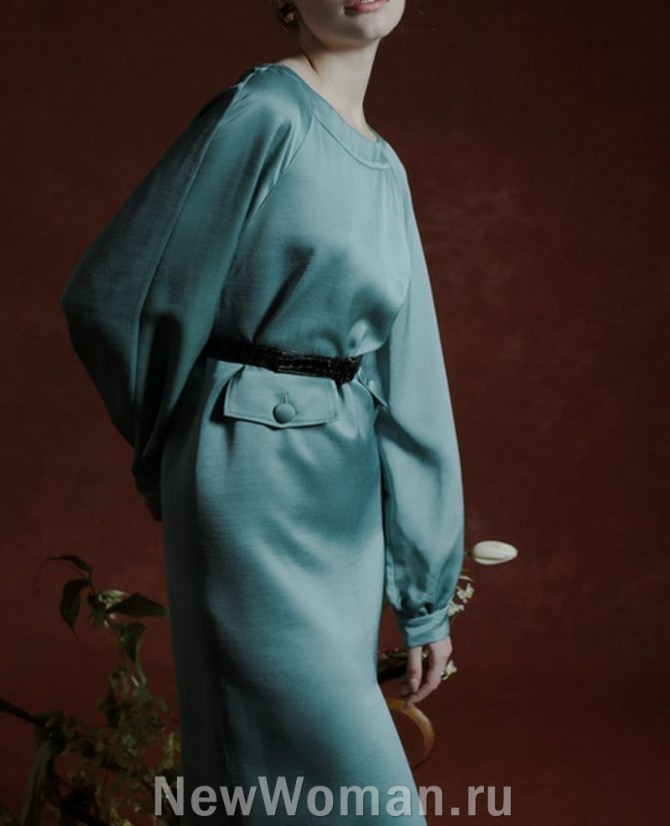  платье из вискозы мятно-бирюзового цвета с рукавами реглан